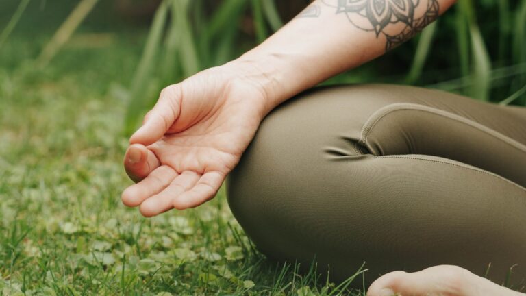 Hatha Yoga - 2 Hatha Yoga - 2